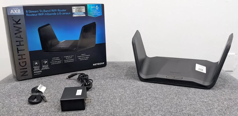 NETGEAR Nighthawk AX8 WIFI 6 Router (RAX70) image indicator(4)