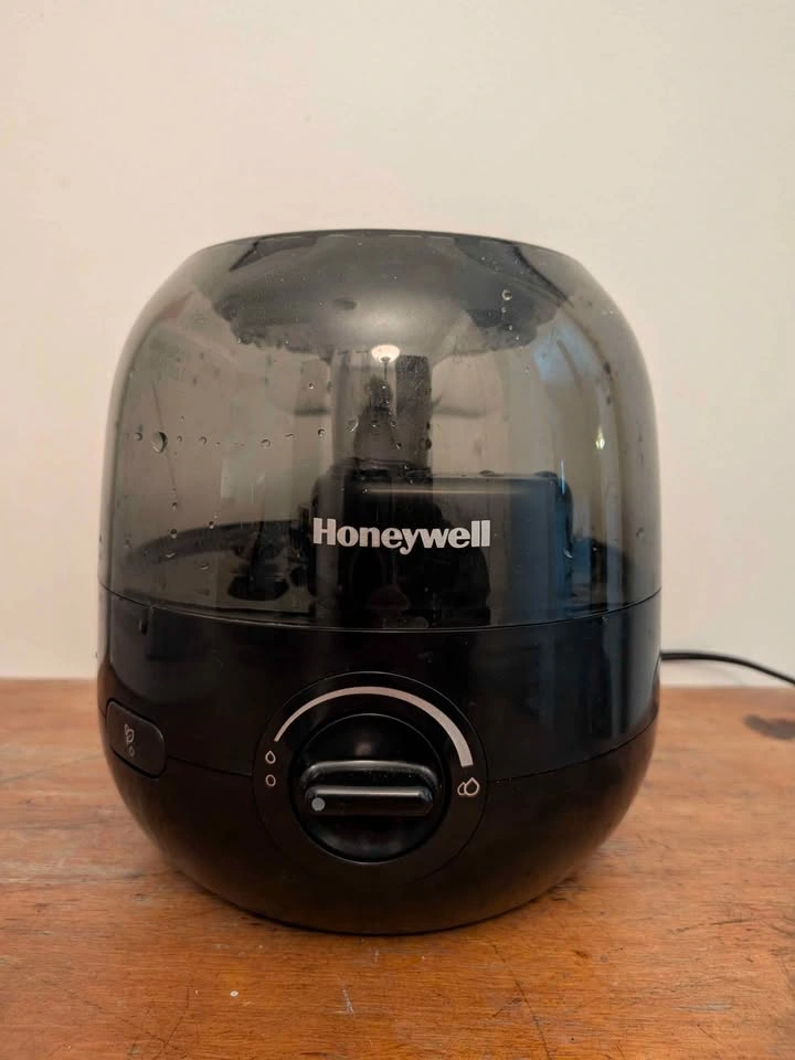 Honeywell Mini Mist Ultrasonic Humidifier (HUL525BC) - Black - photo 2