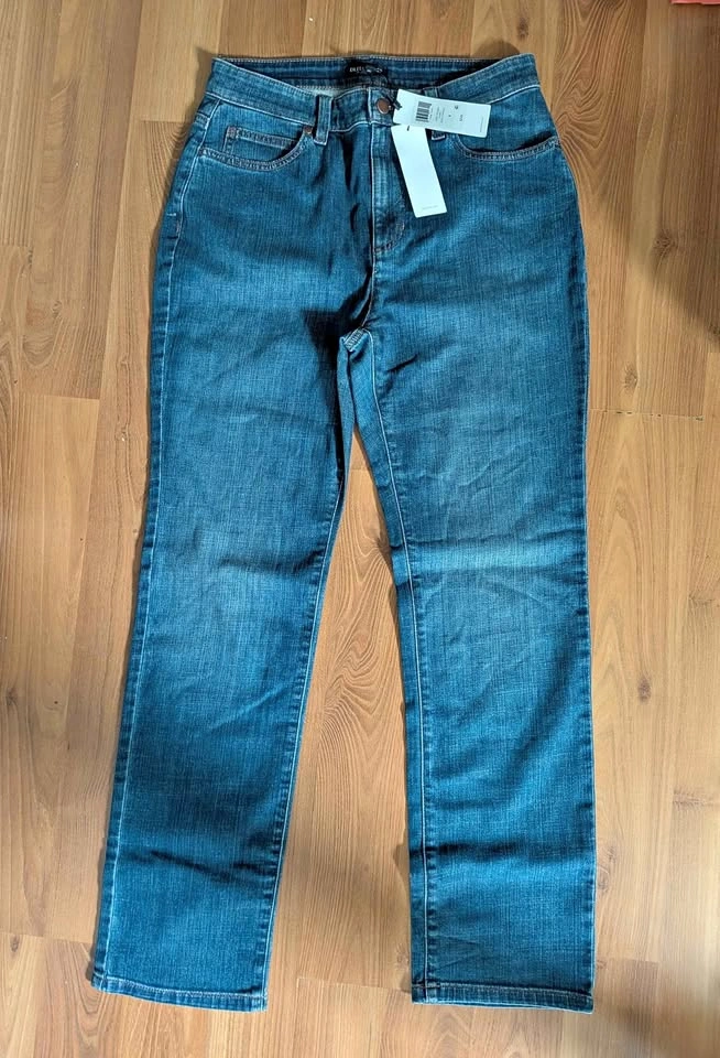 Bundle (NWT) Eileen Fisher Organic Cotton Stretch Jeans Size 8