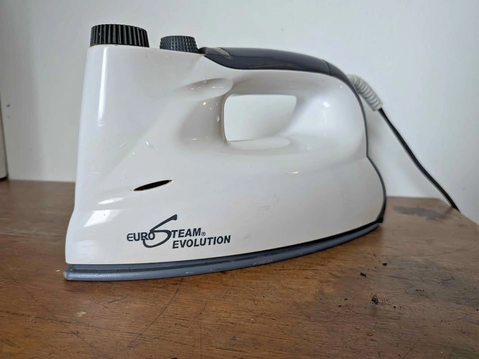 Eurosteam Evolution Steam Clothing Iron (Model 6399/3)