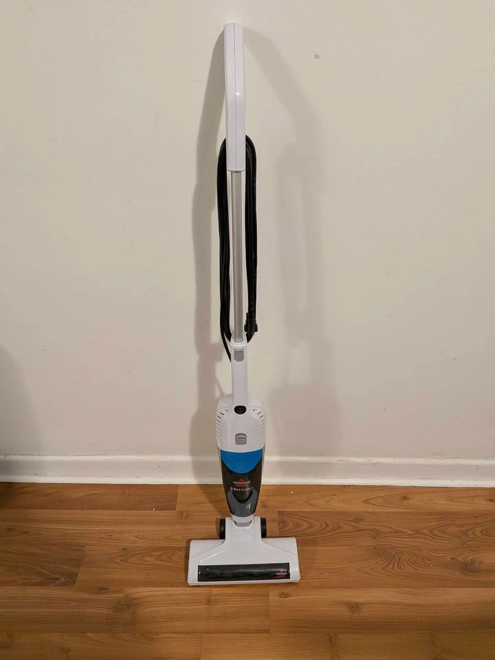 BISSELL 3-in-1 Turbo Lightweight Stick Vacuum - Great Condition