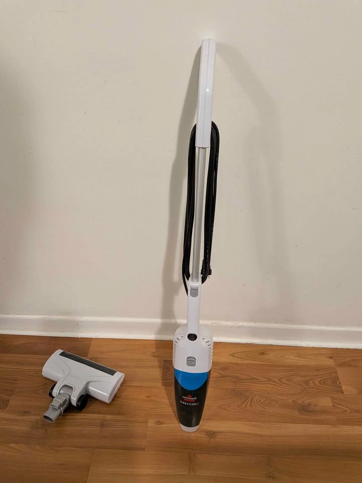BISSELL 3-in-1 Turbo Lightweight Stick Vacuum - Great Condition - photo 5