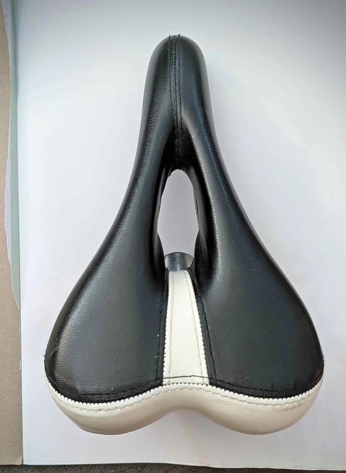 DADI S26-8 Ergonomic Bike Saddle with Clamp - Black/White