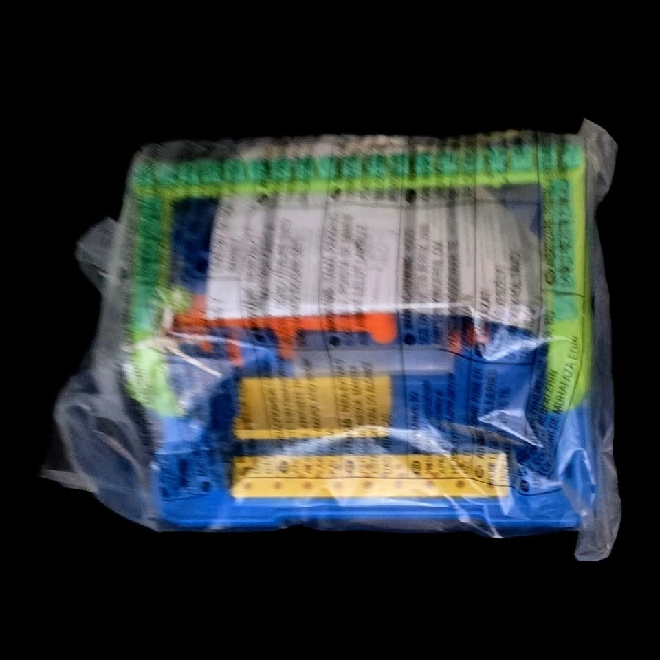 🎨 Crayola Motorized Crayon Carver - New Open Box + Bonus Crayons - photo 4