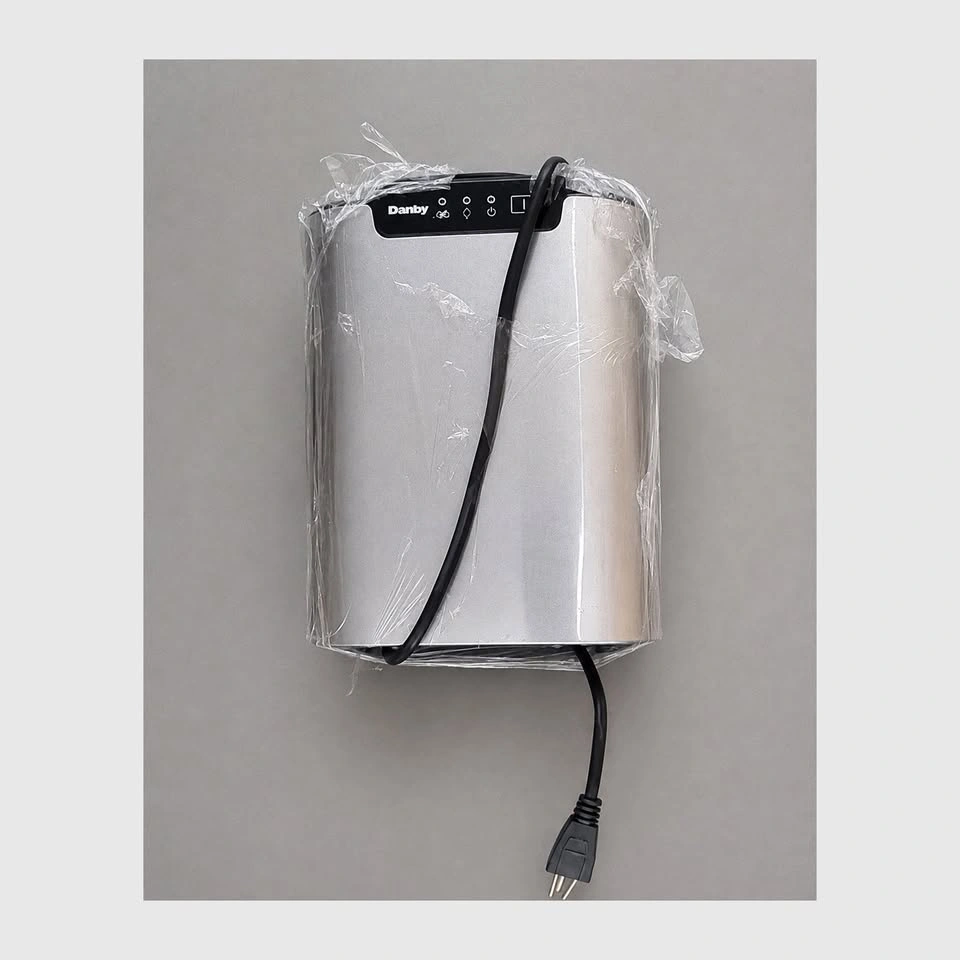 Danby Portable Ice Maker — New in Box | Stainless Steel - photo 3