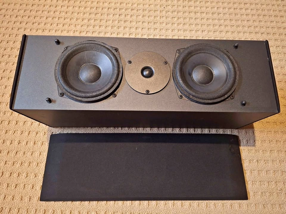 Paradigm CC-150 high definition center channel speaker