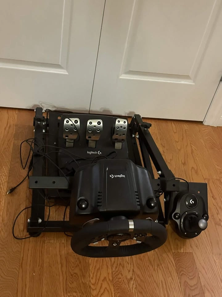 Logitech G920 Racing Simulator (Xbox & PC) - photo 3