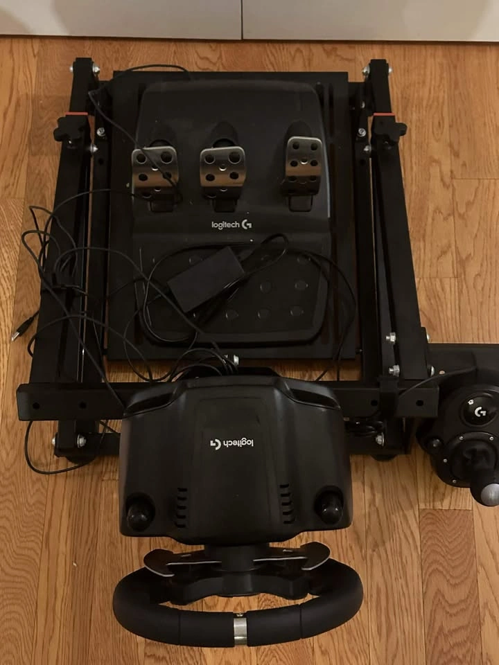 Logitech G920 Racing Simulator (Xbox & PC) - photo 4