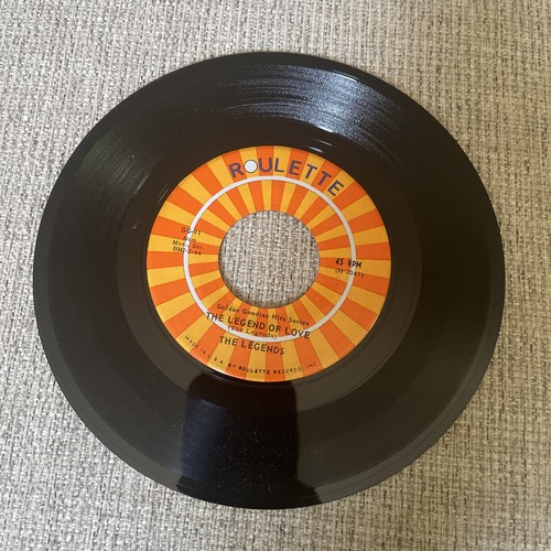 The Legends / The Elegants - 45 RPM Vinyl Record - photo 2