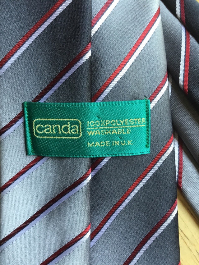 grey necktie with red and white stripes - photo 3