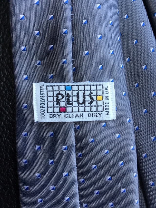 grey necktie with blue and white squares - photo 3