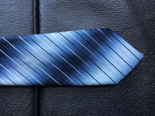 striped necktie - photo 2