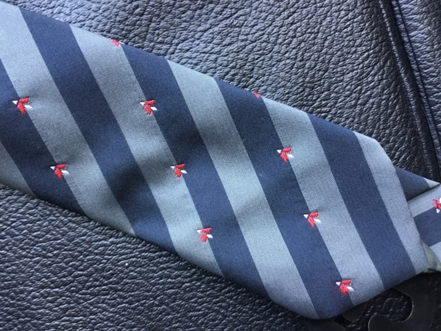 grey necktie with black stripes - photo 3