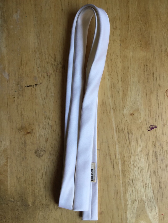 white slim Jim pencil tie - photo 2