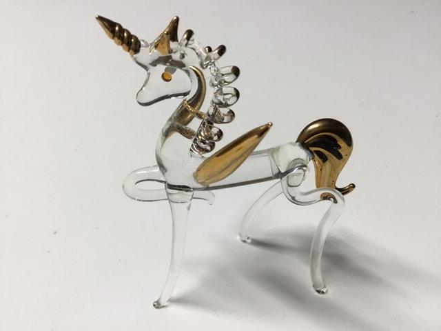 glass unicorn ornament - photo 3