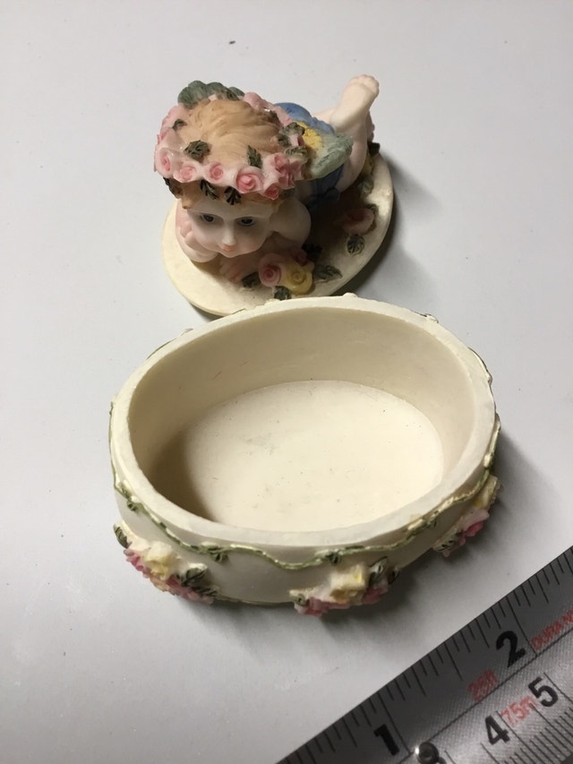 cherub trinket box - photo 3