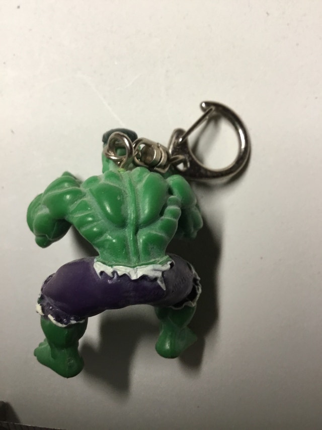 Incredible Hulk keychain - photo 3