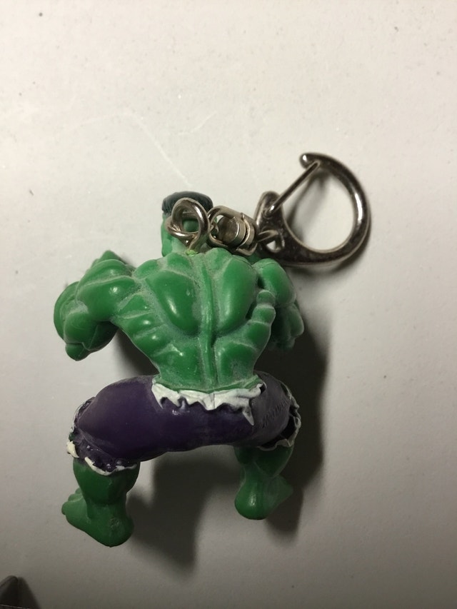Incredible Hulk keychain - photo 4