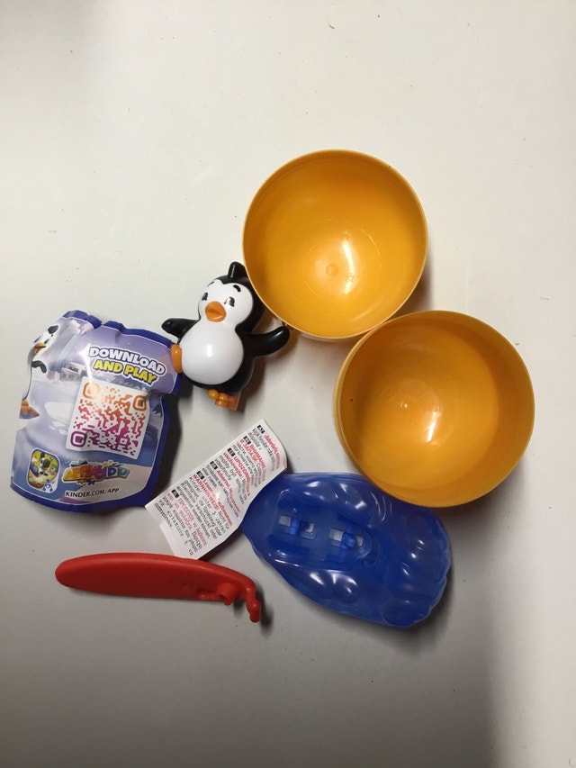 kinder egg toy