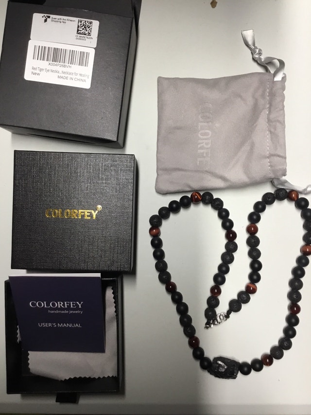 men’s necklace