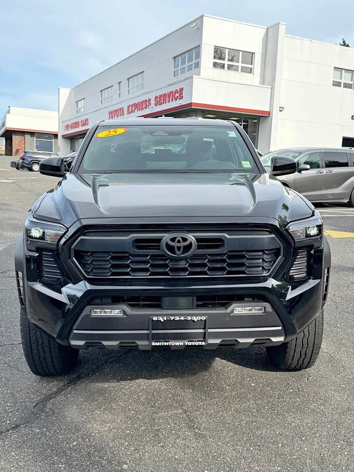 2025 Toyota Tacoma TRD OFF ROAD HYBRID