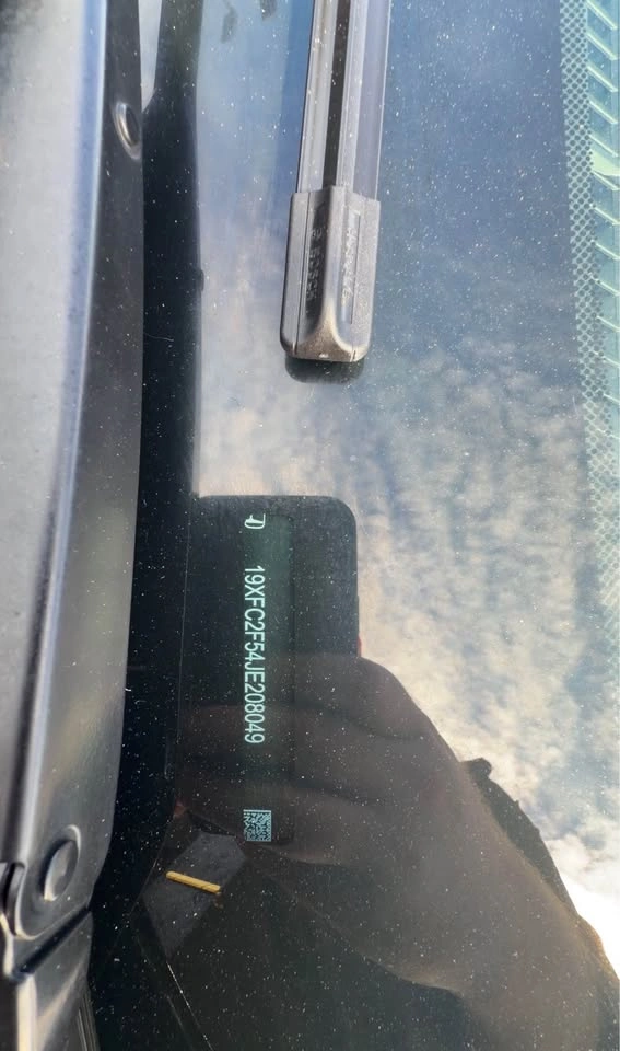 2018 Honda Civic LX Sedan 4D - photo 5