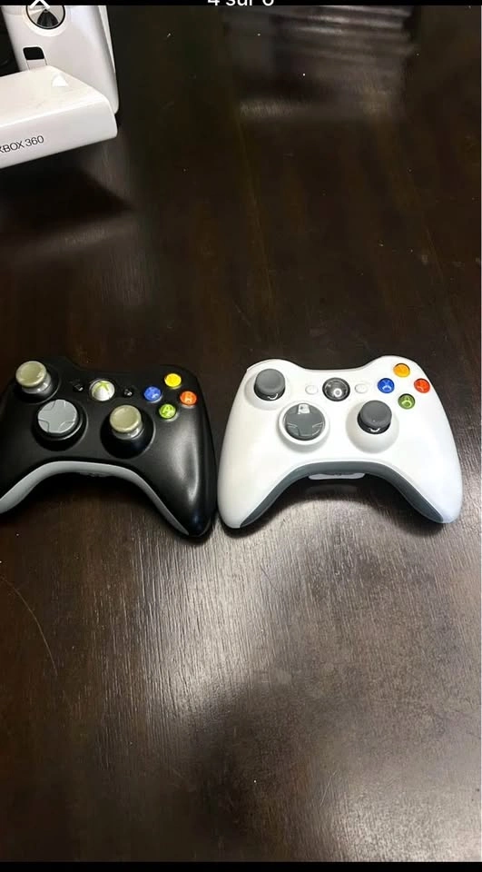 Xbox 360 S White 4GB + Kinect + 2 Controllers + 10 Games - photo 4
