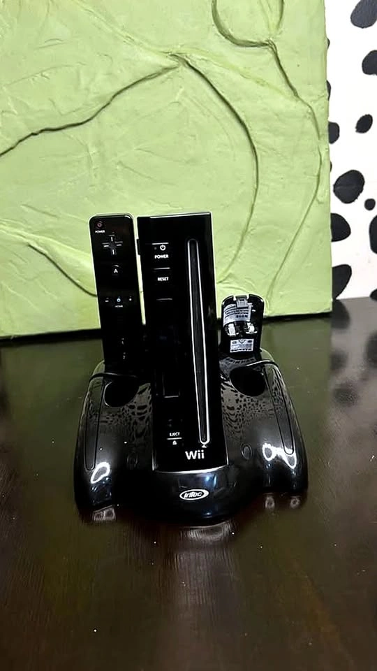 Nintendo Wii Black Complete Bundle – 9 Games + Balance Board - photo 4