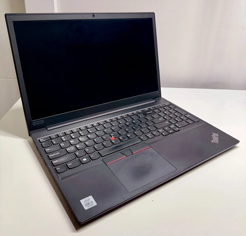 Lenovo ThinkPad E15 15" Laptop / i5-10210U / 8GB RAM / 256GB - photo 2