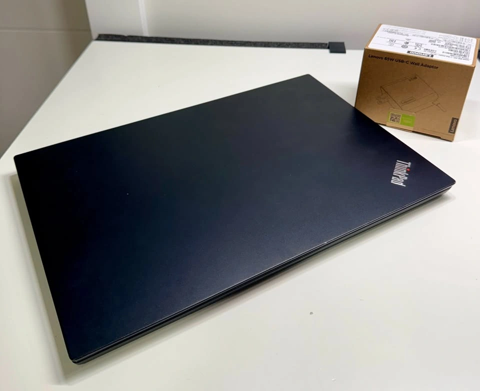 Lenovo ThinkPad E15 15" Laptop / i5-10210U / 8GB RAM / 256GB - photo 3