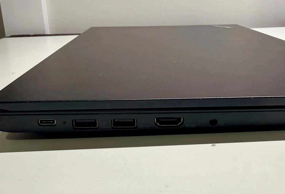 Lenovo ThinkPad E15 15" Laptop / i5-10210U / 8GB RAM / 256GB - photo 4