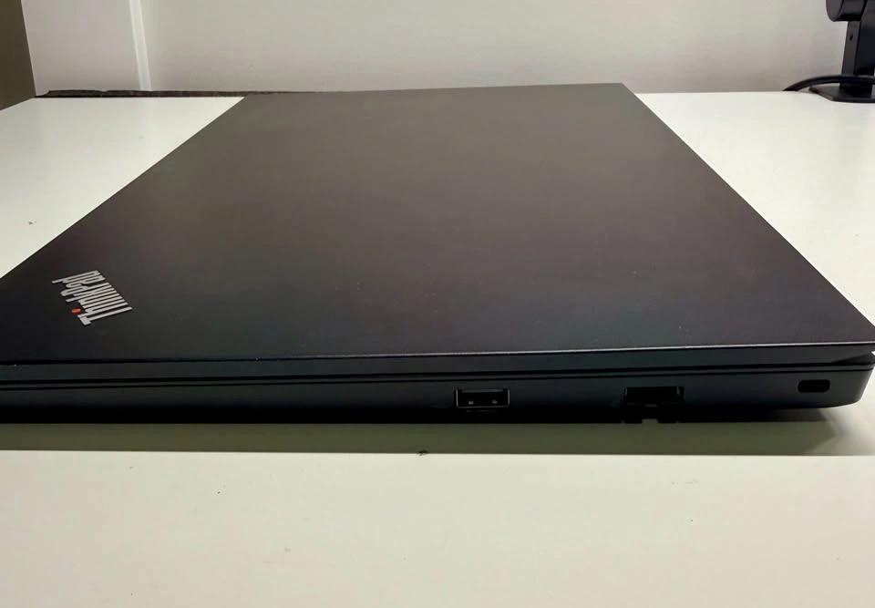 Lenovo ThinkPad E15 15" Laptop / i5-10210U / 8GB RAM / 256GB - photo 5