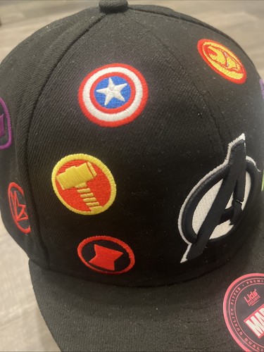 Marvel Avengers 7 5/8 Black Cap Emblems - photo 4