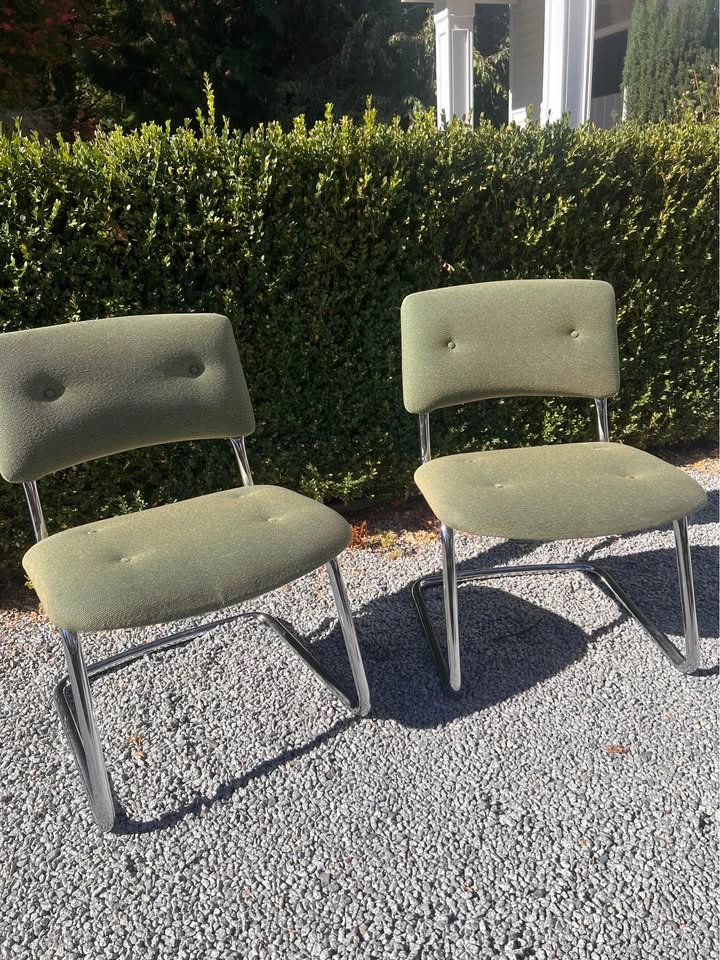 Vintage Steelcase cantilever chairs - photo 2