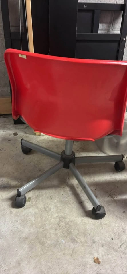 Red IKEA SNILLE Swivel Desk Chair - photo 3