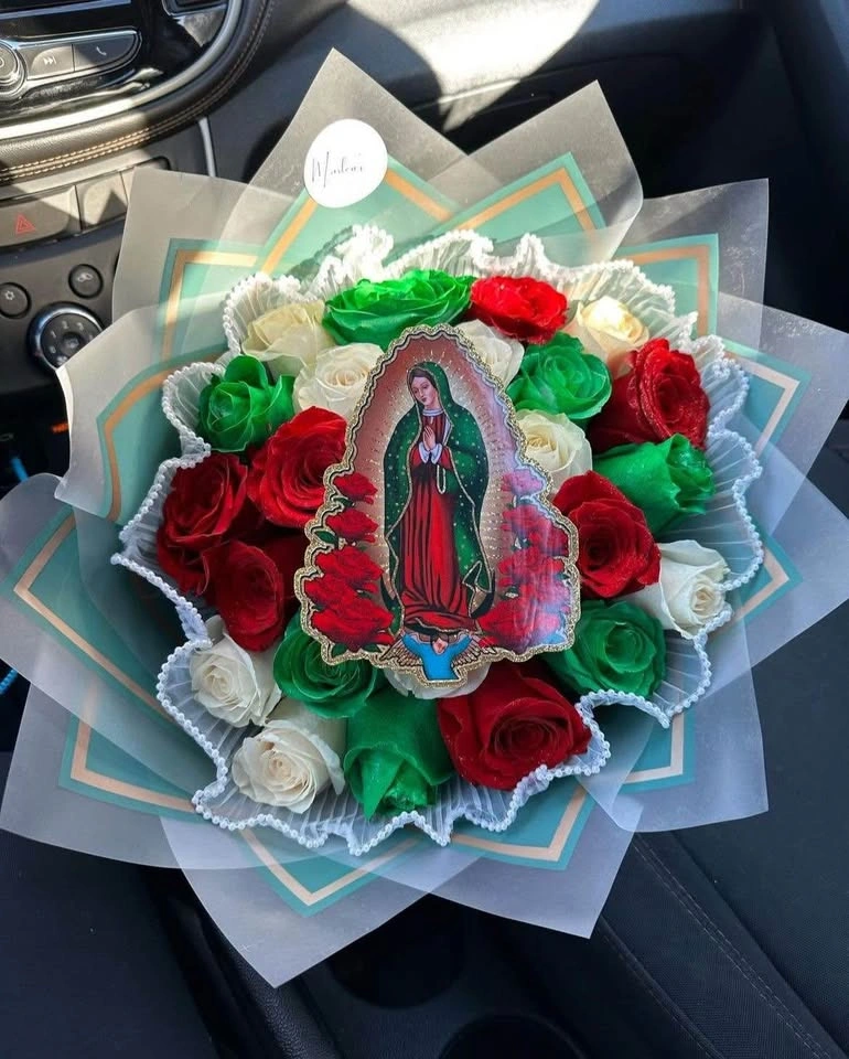 Virgen de Guadalupe Bouquets - photo 3