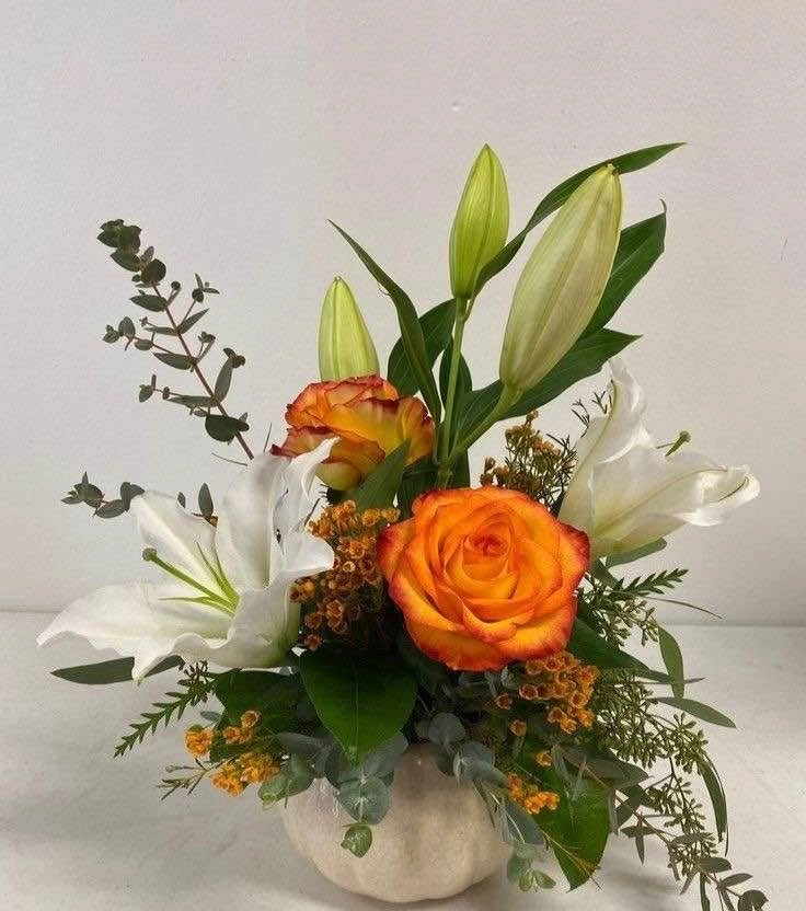 Thanksgiving Floral Arrangements - photo 3