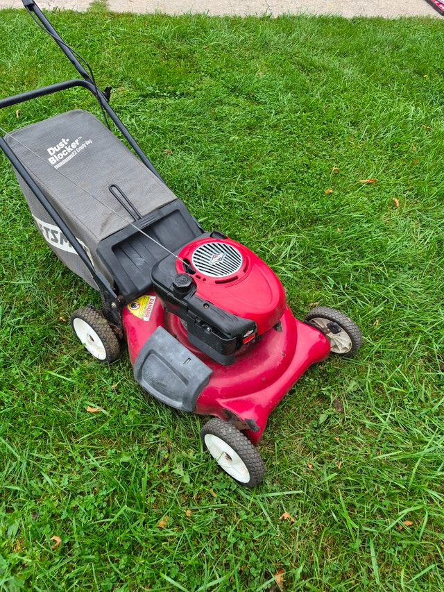 GAS 6.75HP lawnmower craftsman briggs 21'' cut - photo 4