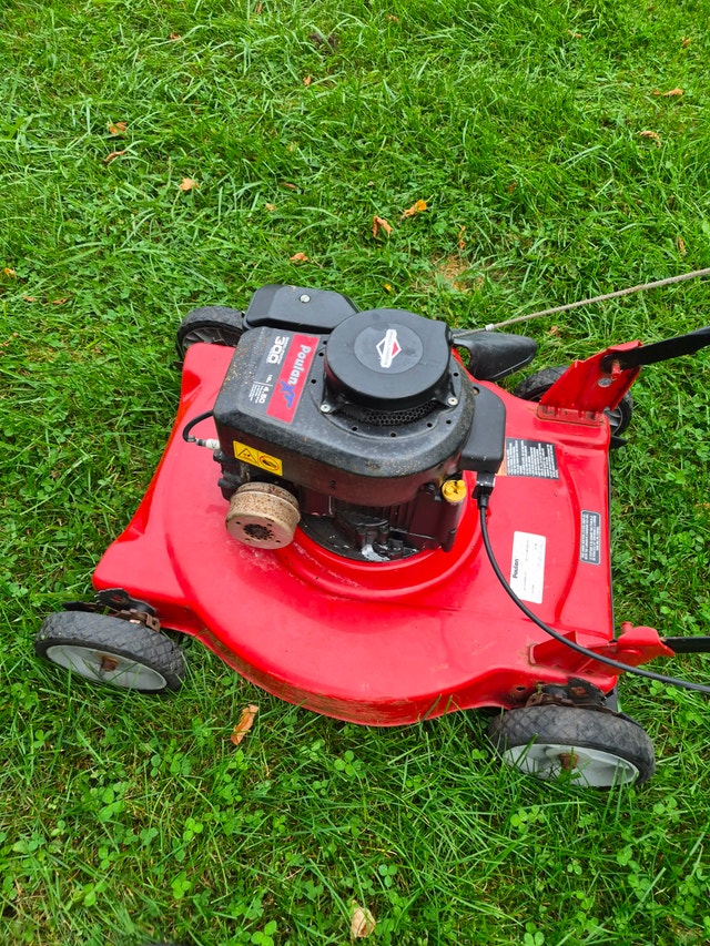 Gas 4.5 HP Lawnmower classic briggs Red - photo 5