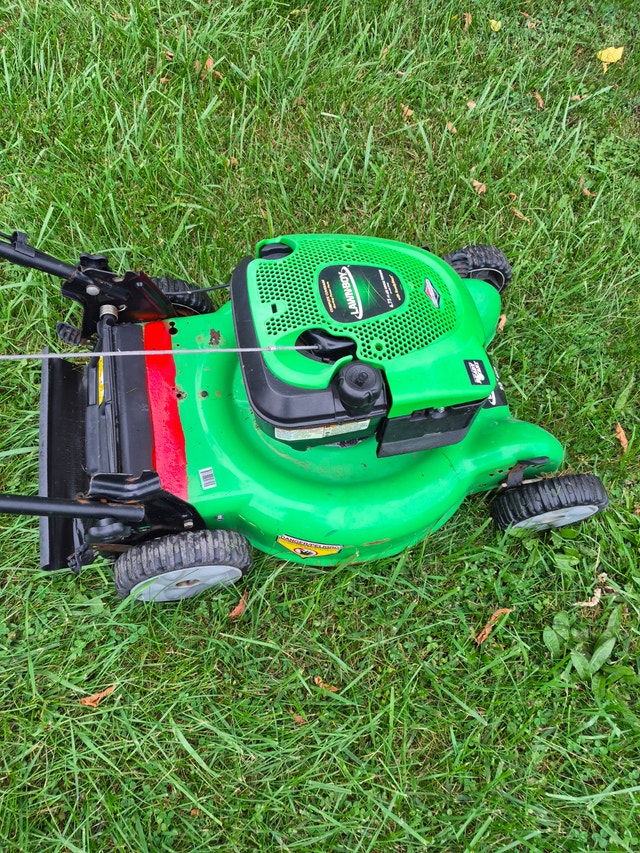 Gas 6.75 Lawnmower 21" Briggs & Stratton Lawn-Boy - photo 3