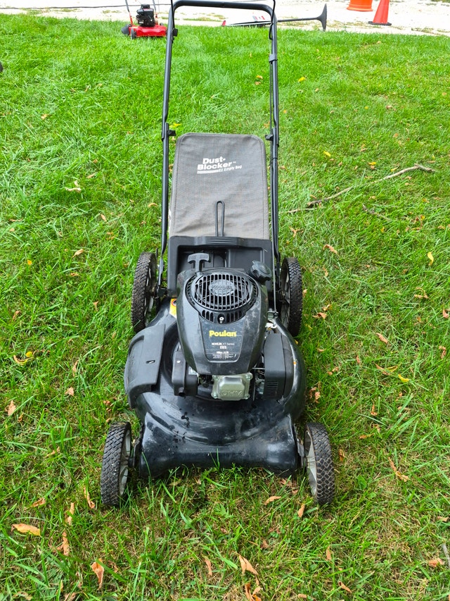 GAS 6.75 HP lawn mower 21'' cut poulan pro kohler XT - photo 2