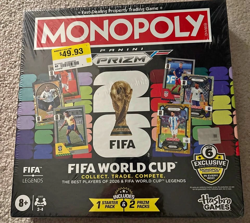 Monopoly Panini Prizm: FIFA World Cup Soccer Board Game