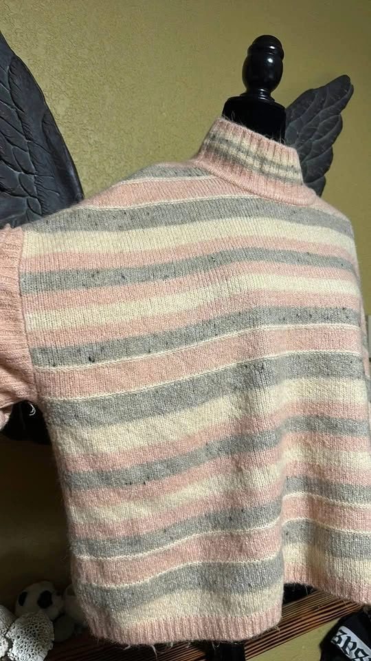 Mercer & Madison Stripe Knit Short Sleeve Sweater - photo 4