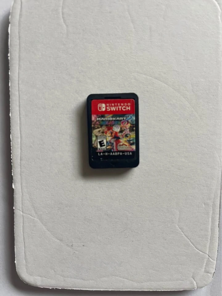 Nintendo Switch Games – Mario Kart 8 Deluxe & FIFA 18 - photo 3