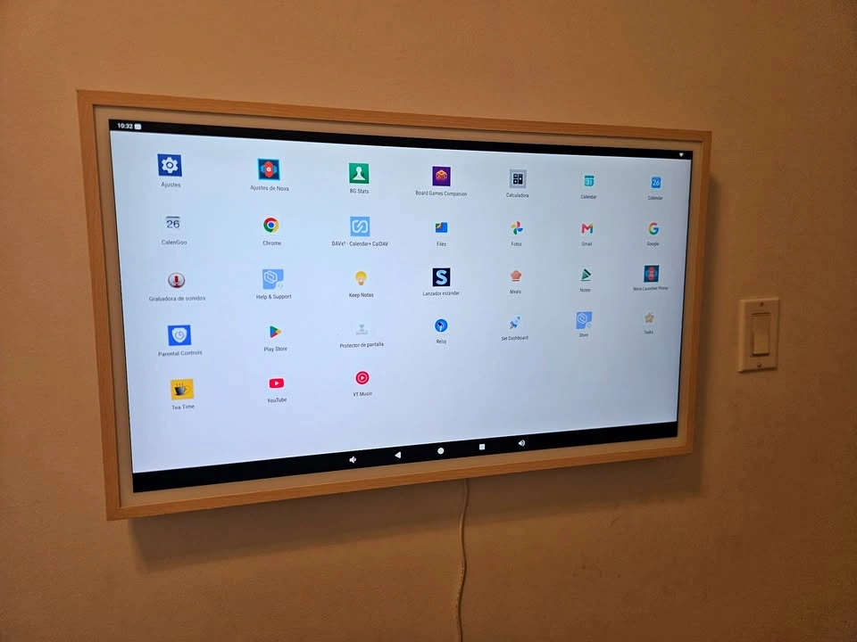 32" Cozyla Calendar Plus 4K