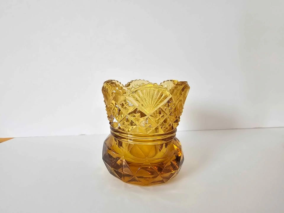 Antique group of amber pressed glass - photo 4