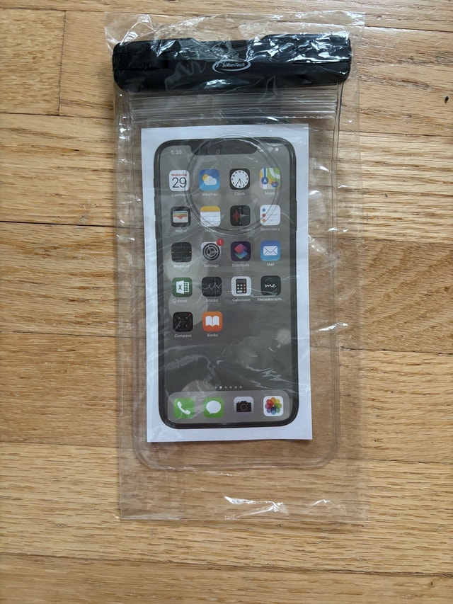 NEW Waterproof Phone Pouch