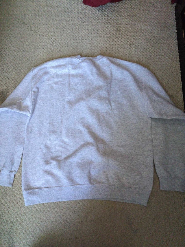 "Friends" Grey Crew Neck Sweater - photo 3