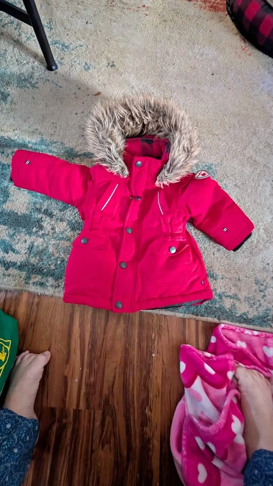 2t Canadians jacket. Great conditions