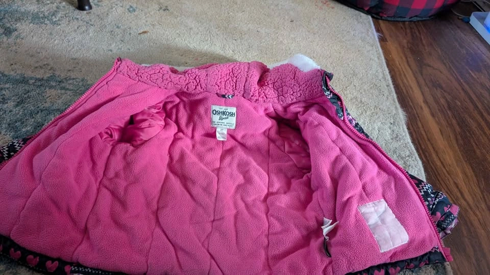 Girls winter jacket 3t - photo 3